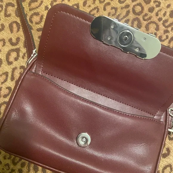 Michael Kors Leather Parker Crossbody Bag - Picture 10 of 11